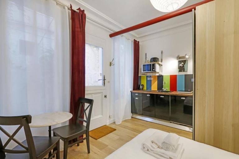 A Sweet Studio In Montparnasse - Boulevard Du Montparnasse Париж Экстерьер фото